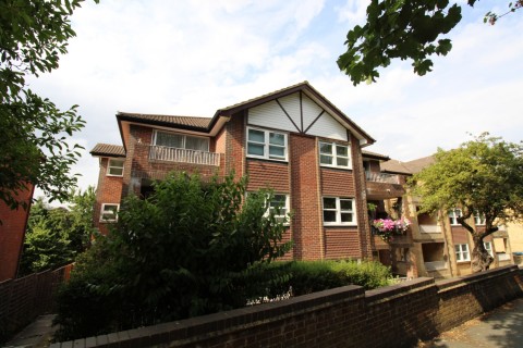 View Full Details for Elm Road, Redhill, Surrey, RH1